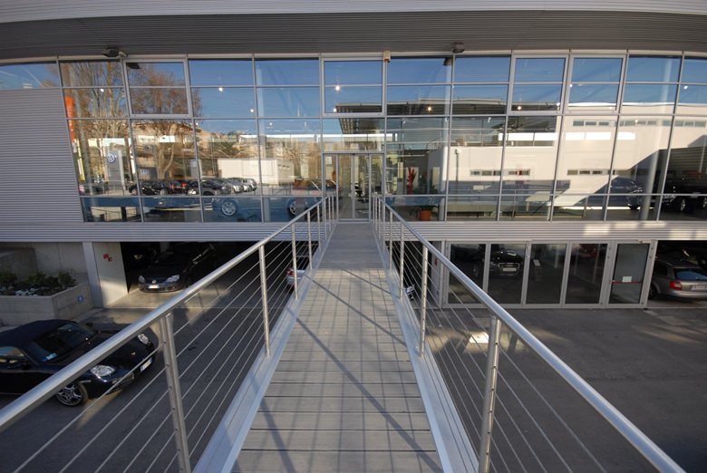 Centro Porsche, Audi e Volkswagen a Trieste, progetto di Maurizio Bradaschia